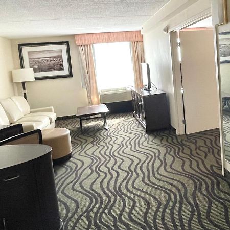 Wickliffe Fairbridge Hotel Cleveland East מראה חיצוני תמונה