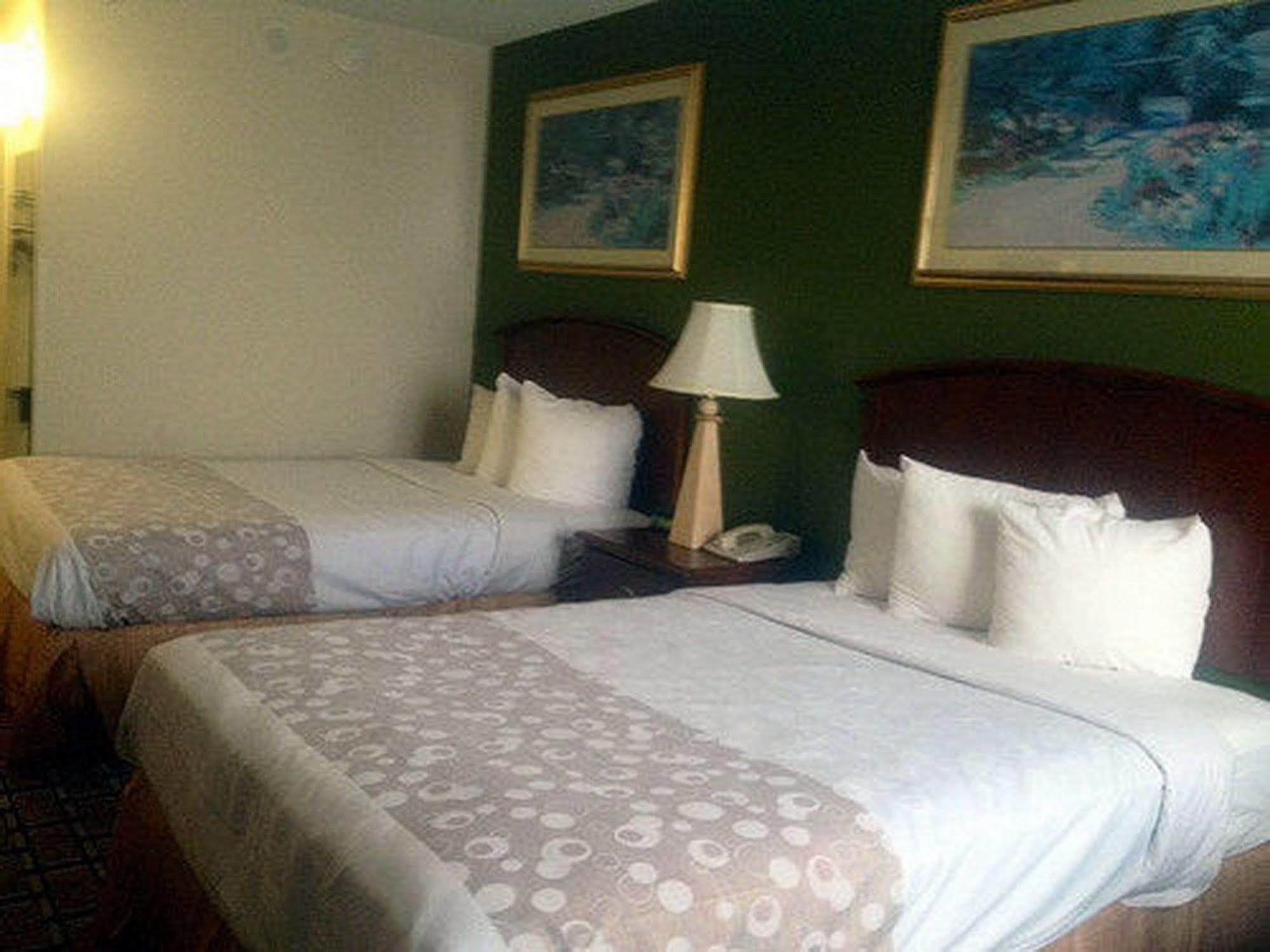 Wickliffe Fairbridge Hotel Cleveland East מראה חיצוני תמונה