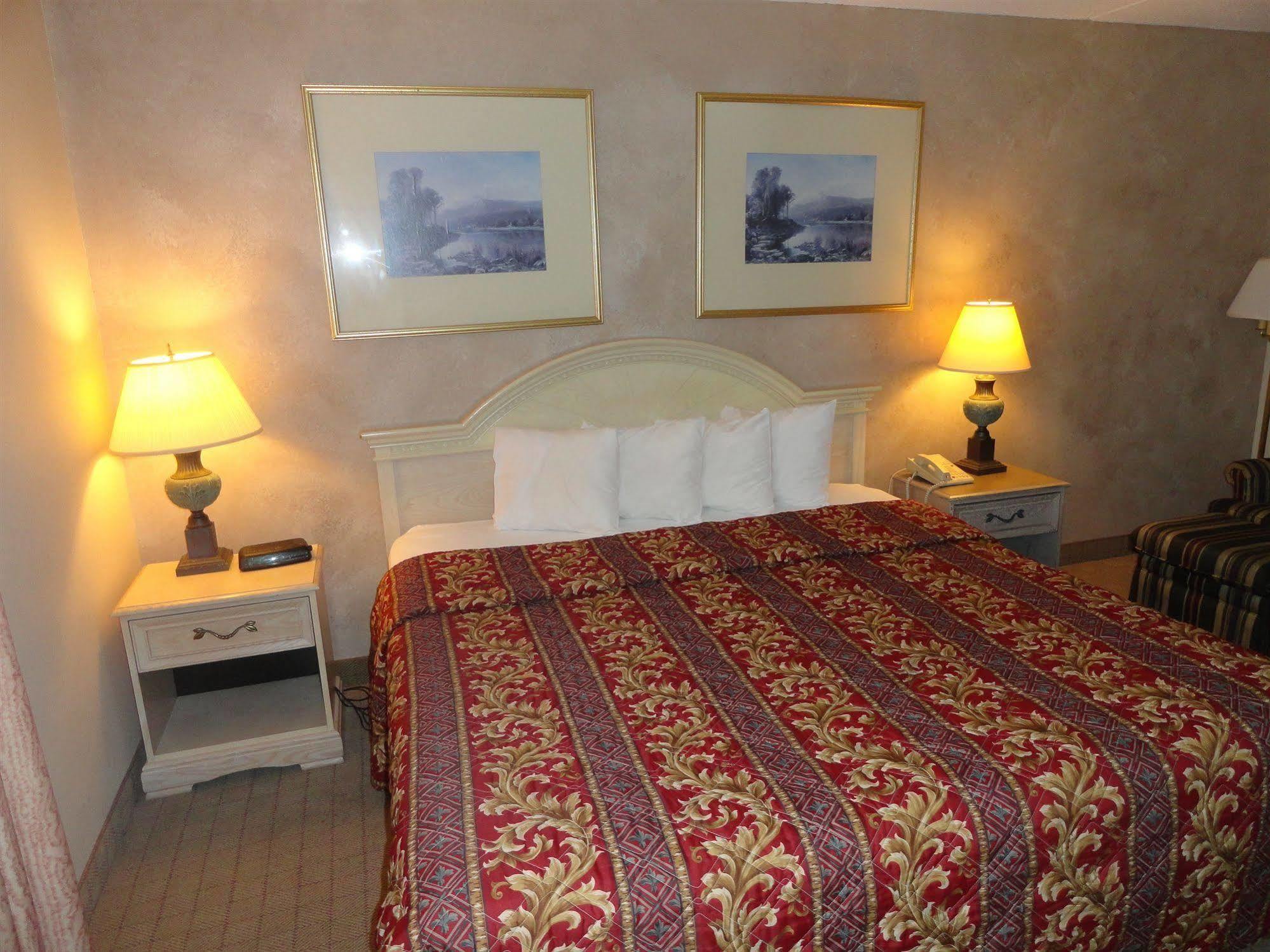 Wickliffe Fairbridge Hotel Cleveland East מראה חיצוני תמונה