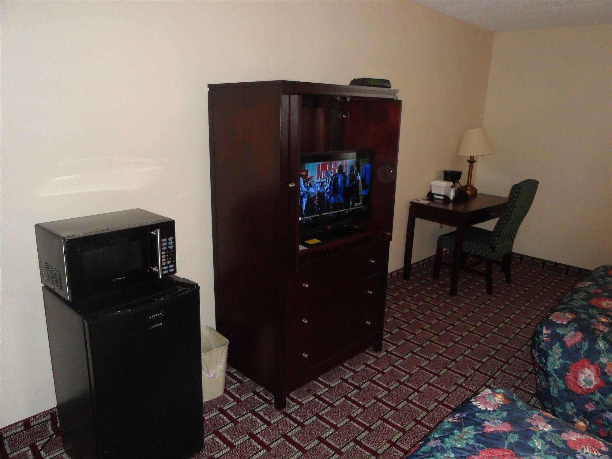 Wickliffe Fairbridge Hotel Cleveland East מראה חיצוני תמונה